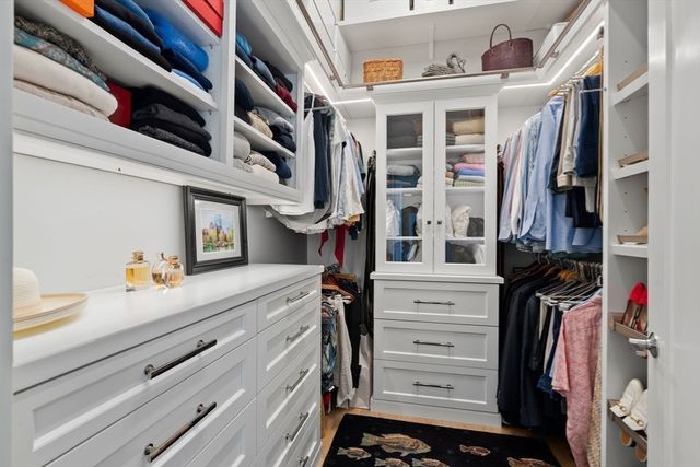 10 Shipyard Dr 511, Hingham, MA 02043