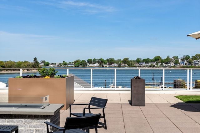 10 Shipyard Dr 511, Hingham, MA 02043