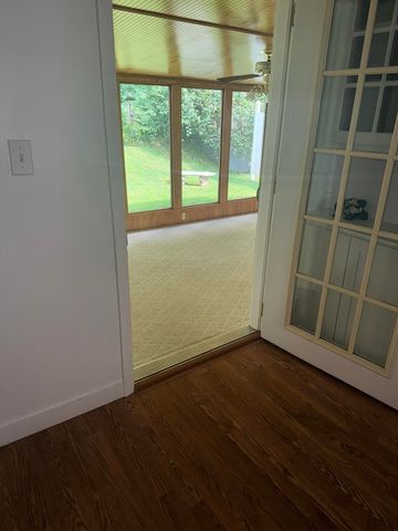 4696 Ohio River Road, Huntington, WV 25702