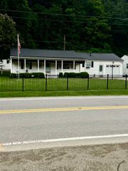 4696 Ohio River Road, Huntington, WV 25702