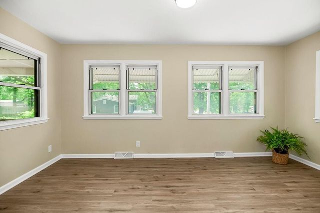 102 S 18th Street, Leavenworth, KS 66048