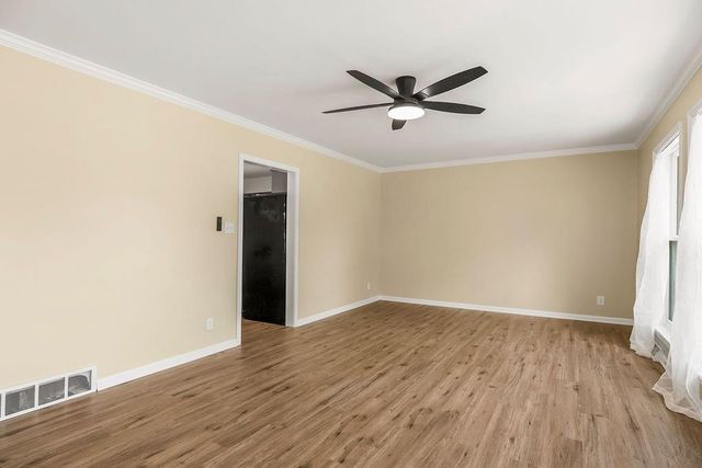 102 S 18th Street, Leavenworth, KS 66048