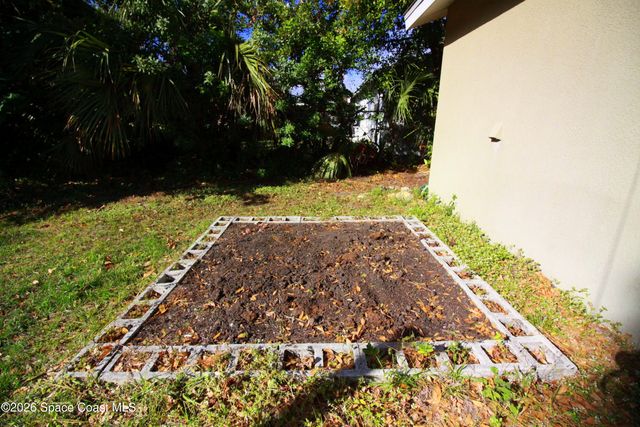 3325 Elizabeth Street, West Melbourne, FL 32904