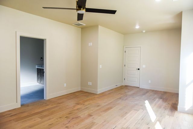 50 Claxton Drive, Bella Vista, AR 72714