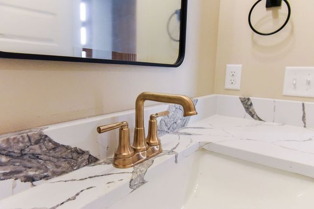 50 Claxton Drive, Bella Vista, AR 72714