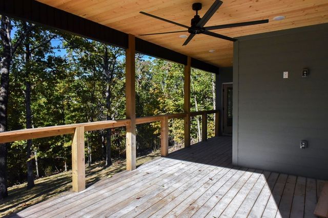 50 Claxton Drive, Bella Vista, AR 72714