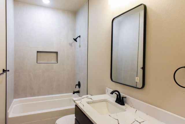 50 Claxton Drive, Bella Vista, AR 72714