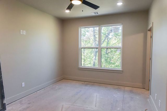 50 Claxton Drive, Bella Vista, AR 72714