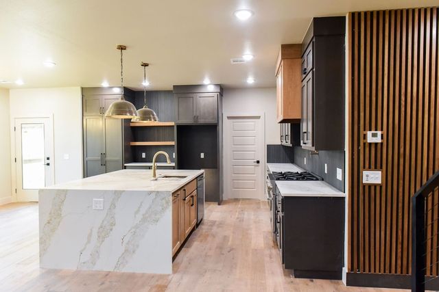 50 Claxton Drive, Bella Vista, AR 72714