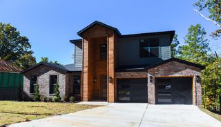 50 Claxton Drive, Bella Vista, AR 72714