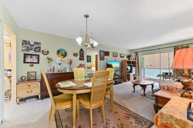 368 Lake Frances Drive, West Palm Beach, FL 33411