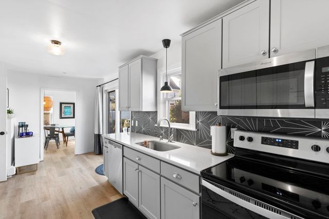 16 Ocean View Avenue, Rye, NH 03870