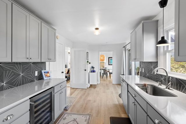 16 Ocean View Avenue, Rye, NH 03870