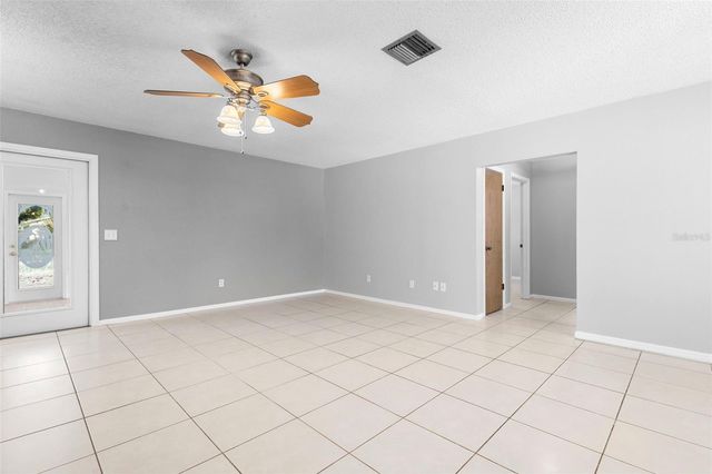 286 VALENCIA ROAD, Debary, FL 32713