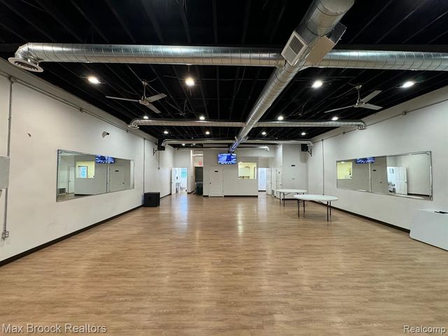 17107 W Mcnichols Road, Detroit, MI 48235