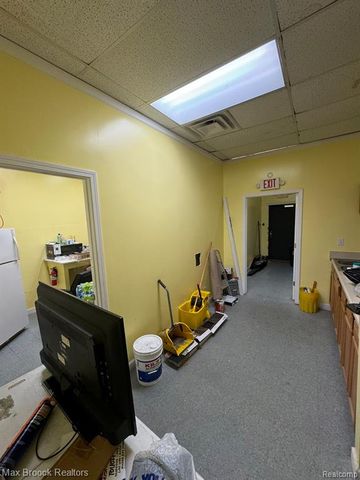 17107 W Mcnichols Road, Detroit, MI 48235