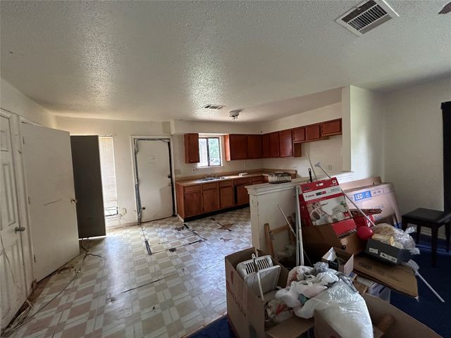 410 Bethlehem Street, Terrell, TX 75160