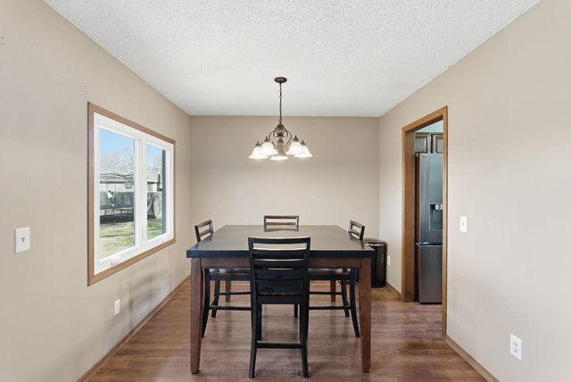 10236 W May Ct, Wichita, KS 67209