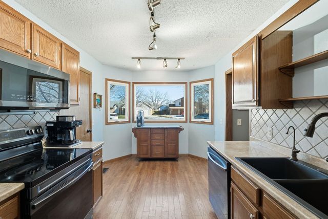 10236 W May Ct, Wichita, KS 67209