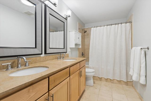 3920 N SHERIDAN Road 311, Chicago, IL 60613