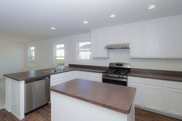 508 Endicott Road, South Elgin, IL 60177