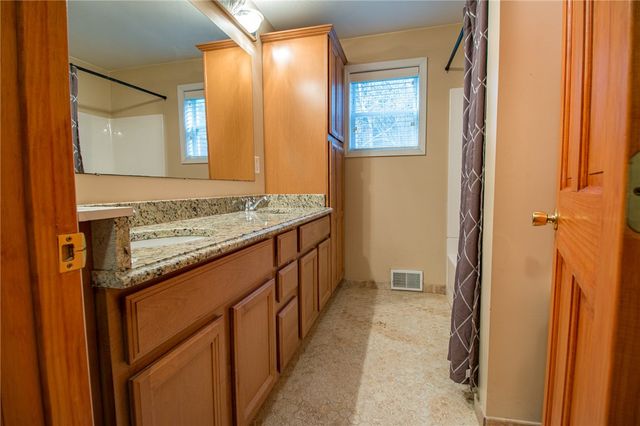 2276 Hill St, South Heights, PA 15081