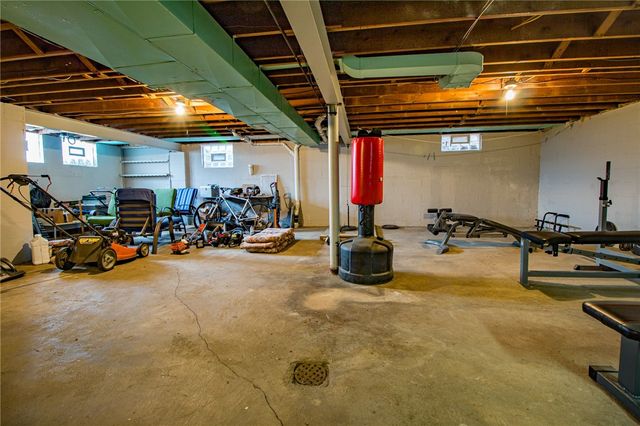 2276 Hill St, South Heights, PA 15081