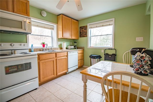 2276 Hill St, South Heights, PA 15081