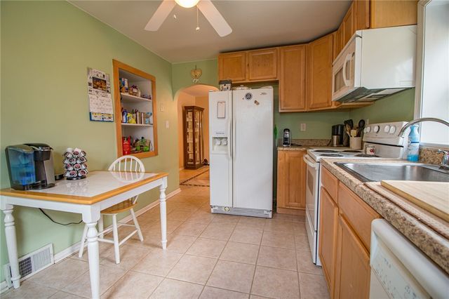 2276 Hill St, South Heights, PA 15081
