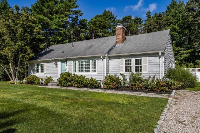 86 Mooring Dr, Barnstable, MA 02635