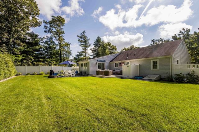 86 Mooring Dr, Barnstable, MA 02635