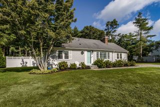86 Mooring Dr, Barnstable, MA 02635