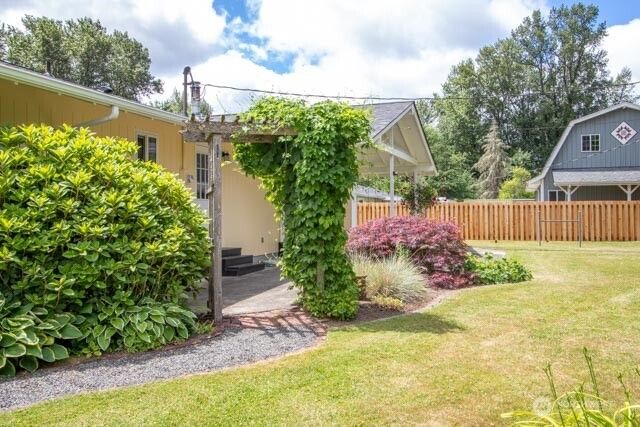 1015 W Fifth Street, Centralia, WA 98531