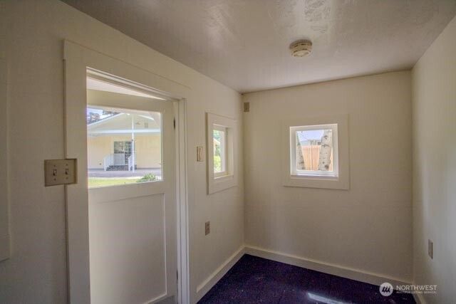1015 W Fifth Street, Centralia, WA 98531