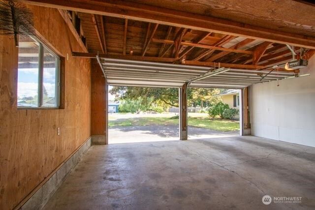 1015 W Fifth Street, Centralia, WA 98531