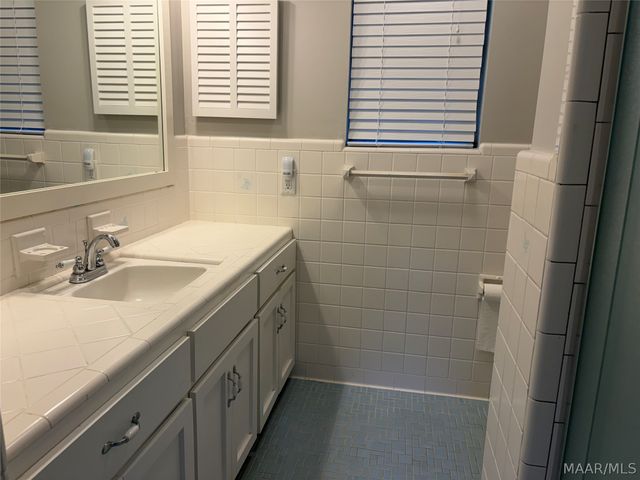 3590 Bankhead Avenue, Montgomery, AL 36111