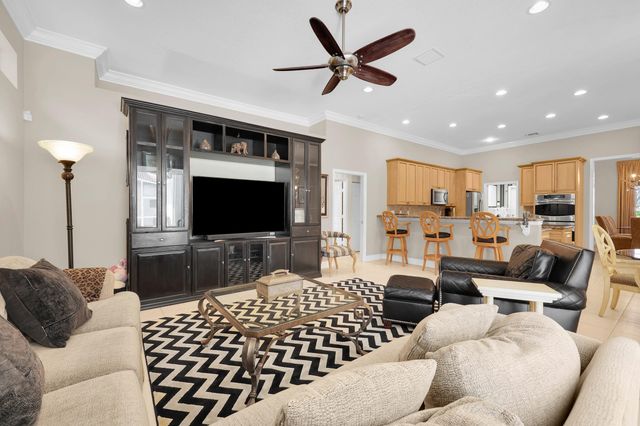 19064 SE Jupiter River Drive, Jupiter, FL 33458