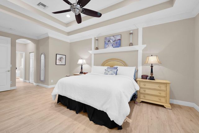 19064 SE Jupiter River Drive, Jupiter, FL 33458