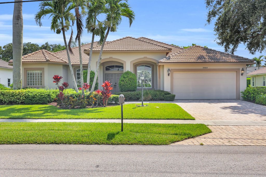 19064 SE Jupiter River Drive, Jupiter, FL 33458