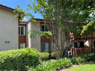 3719 Country Club 8, Long Beach, CA 90807