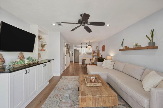 2605 Enfield RD 221, Austin, TX 78703