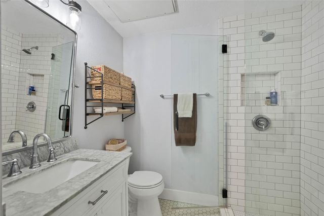 2605 Enfield RD 221, Austin, TX 78703