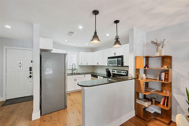 2605 Enfield RD 221, Austin, TX 78703