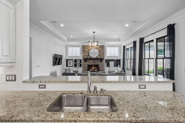 1040 Falling Leaf Cir, Brentwood, TN 37027