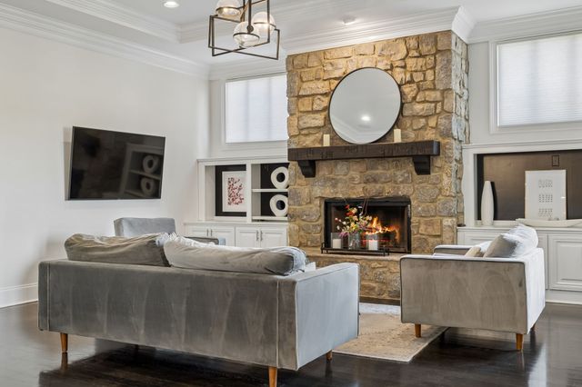 1040 Falling Leaf Cir, Brentwood, TN 37027