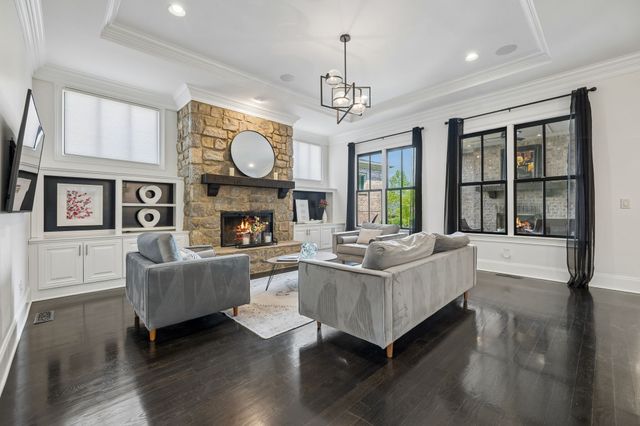 1040 Falling Leaf Cir, Brentwood, TN 37027