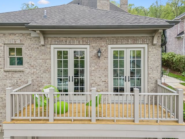 1040 Falling Leaf Cir, Brentwood, TN 37027