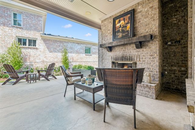1040 Falling Leaf Cir, Brentwood, TN 37027