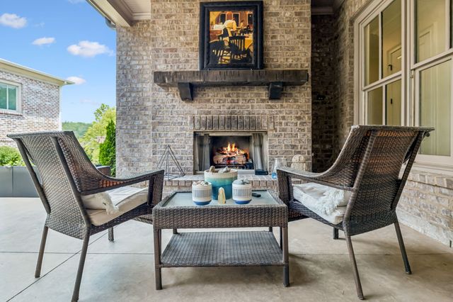 1040 Falling Leaf Cir, Brentwood, TN 37027