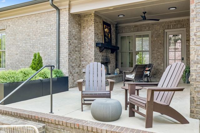 1040 Falling Leaf Cir, Brentwood, TN 37027